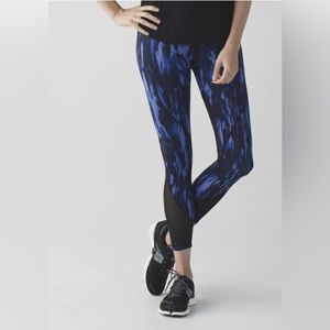 Lululemon All Meshed Up 7/8 Legging